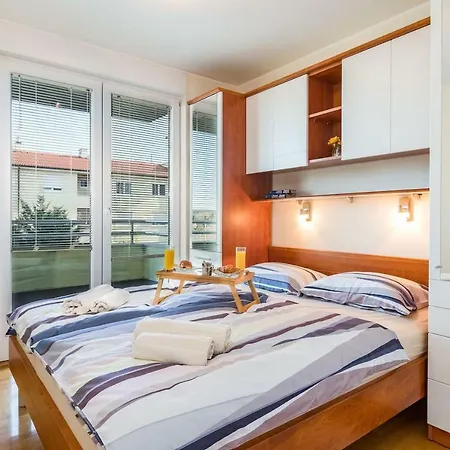 Apartment Klara Pula Exterior photo
